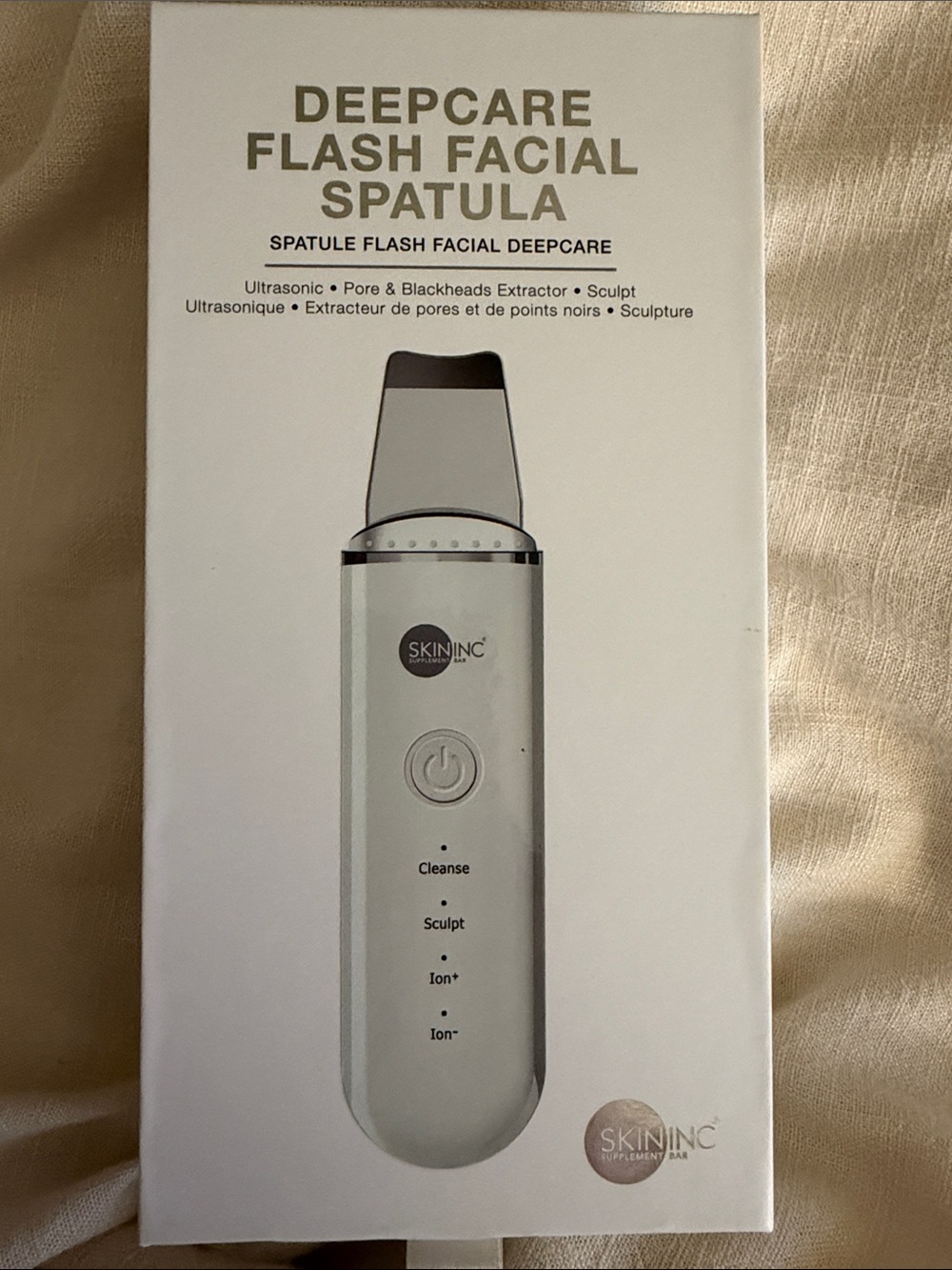 SkinInc Ultrasonic Facial Spatula - White